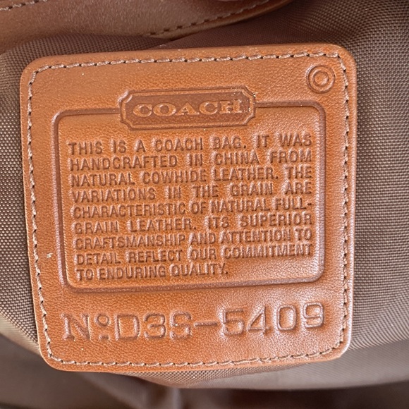 COACH LEATHER SIGNATURE DUFFLE - Picture 3 of 7